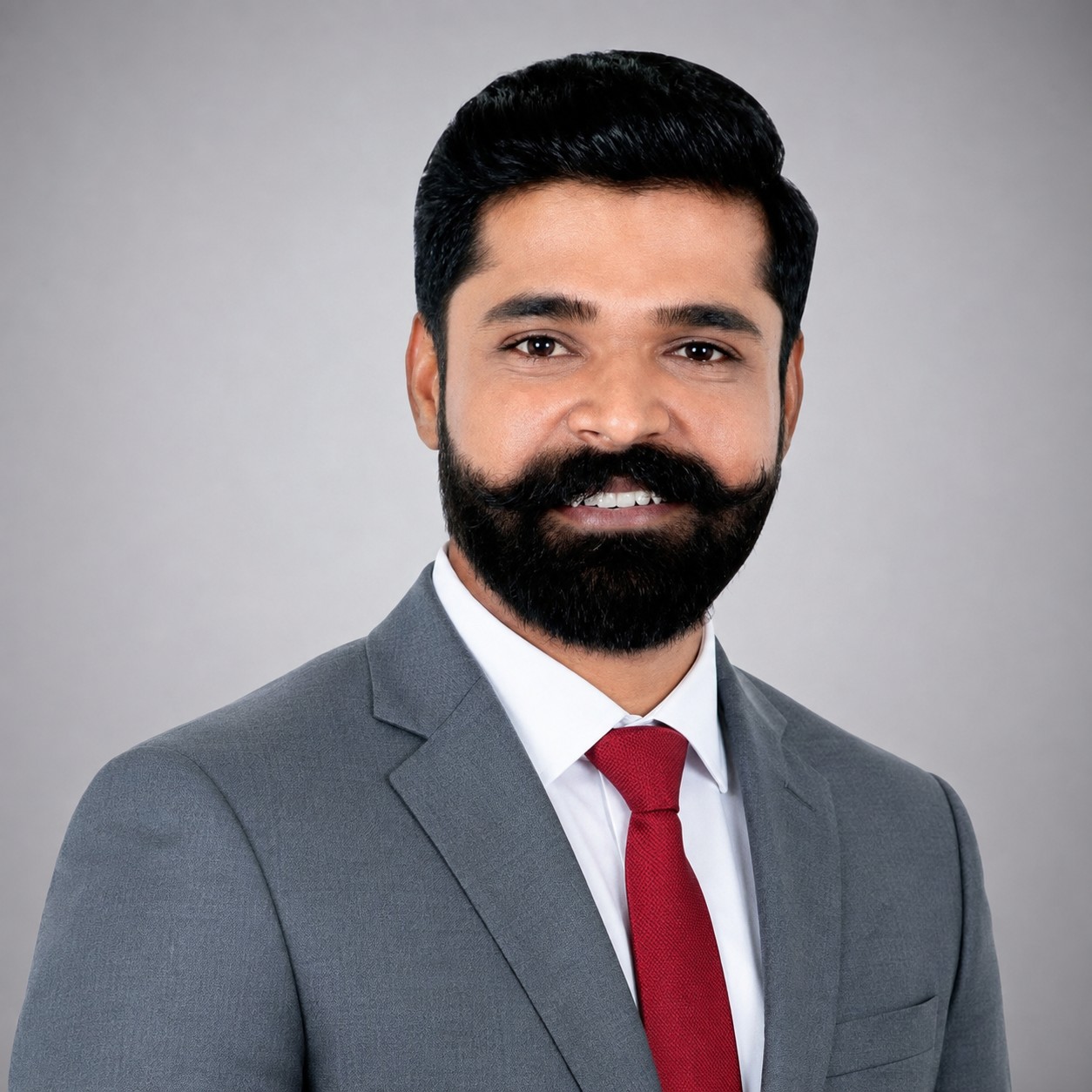 Om Nagar, Managing Director